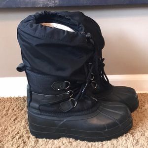 Eddie Bauer classic snow boots